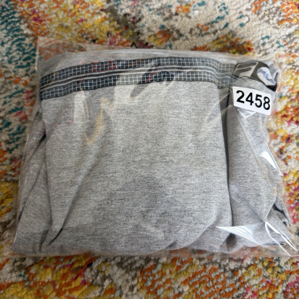 Vintage 90s Fila Made in USA Graphic T-Shirt XL - Grey Sportswear Streetwear - Picture 8 of 8